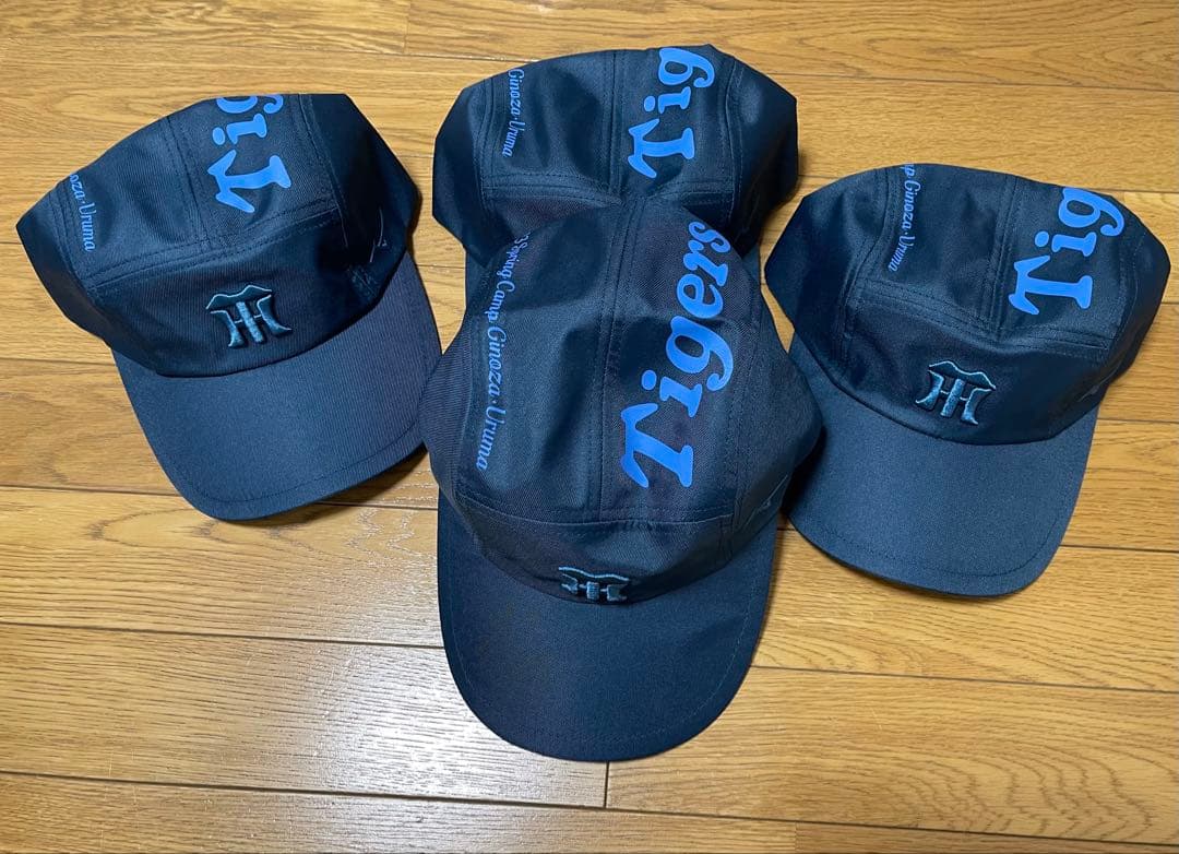 阪神タイガース球場配布キャップ　バンダナ　タオル　Tシャツ　甲子園開幕戦ファン感