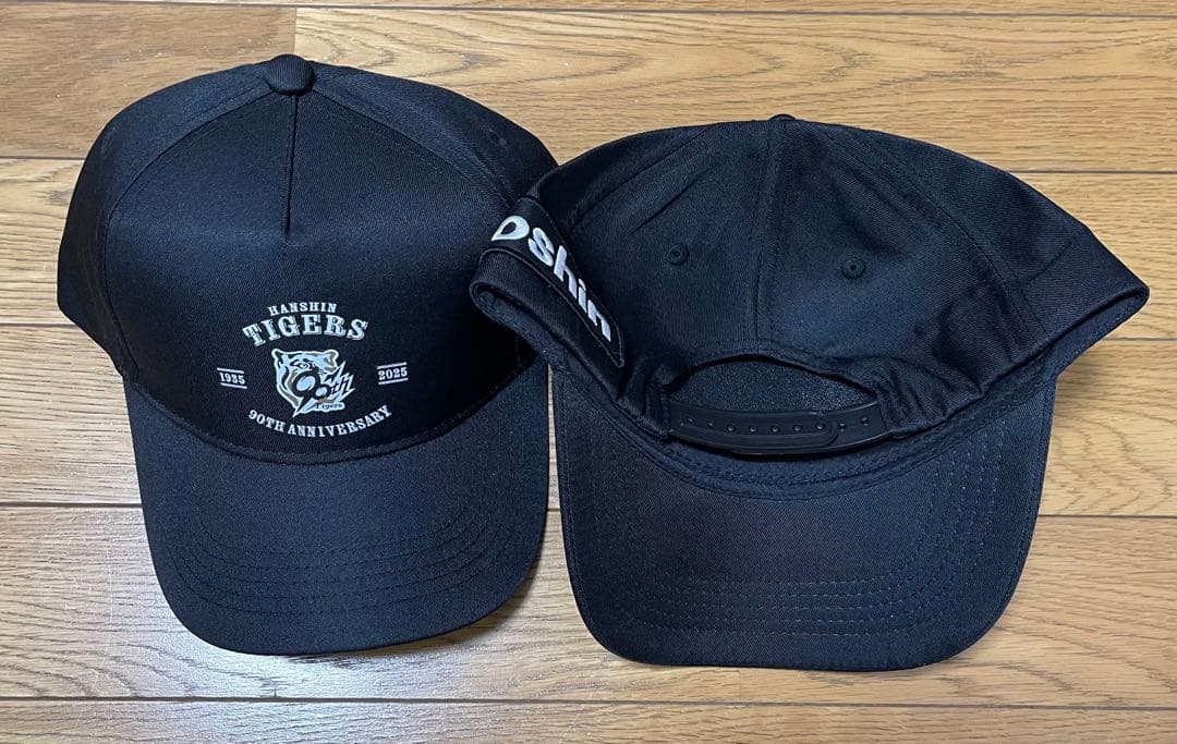 阪神タイガース球場配布キャップ　バンダナ　タオル　Tシャツ　甲子園開幕戦ファン感