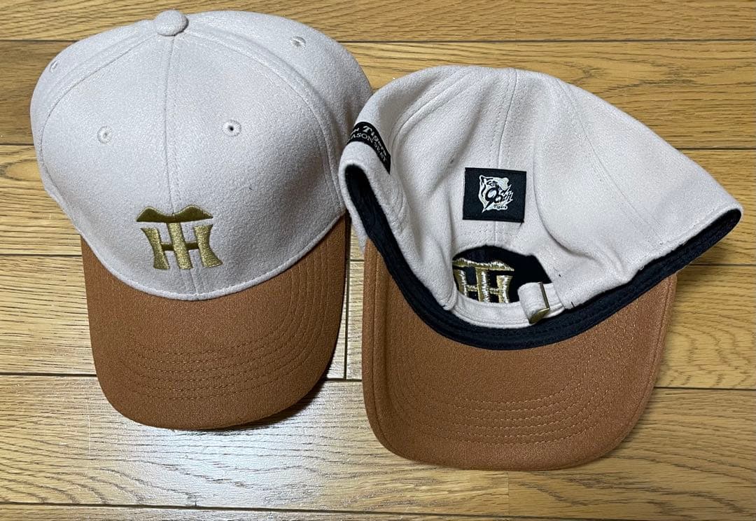 阪神タイガース球場配布キャップ　バンダナ　タオル　Tシャツ　甲子園開幕戦ファン感