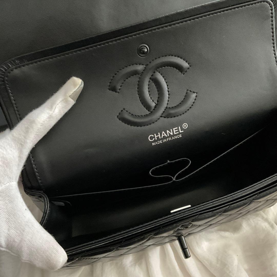 CHANEL マトラッセ　オールブラック ノベルティ