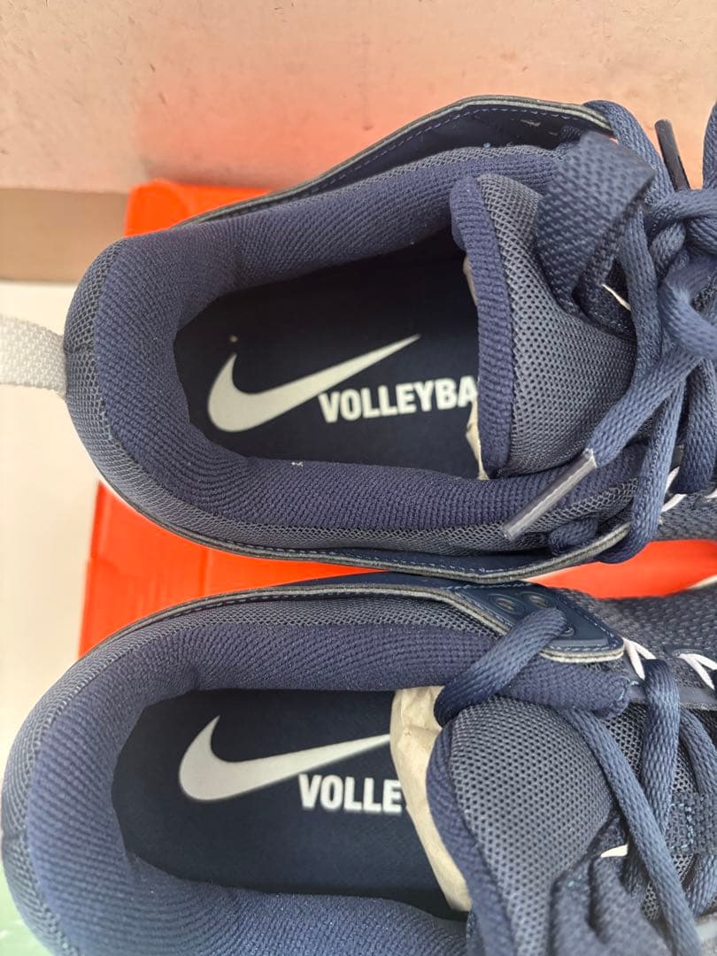週末限定値下げ　Nike ナイキ　バレーボールシューズ