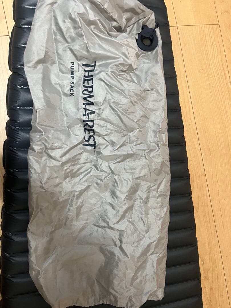 サーマレスト　ネオエアーウーバーライト　スモール　付属袋なし