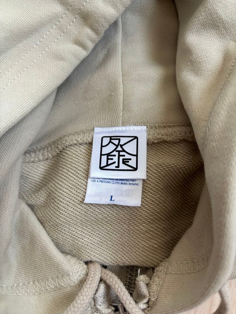 【ショッパーおまけ】ALFEEポテくまくんパーカー（サンドベージュ）