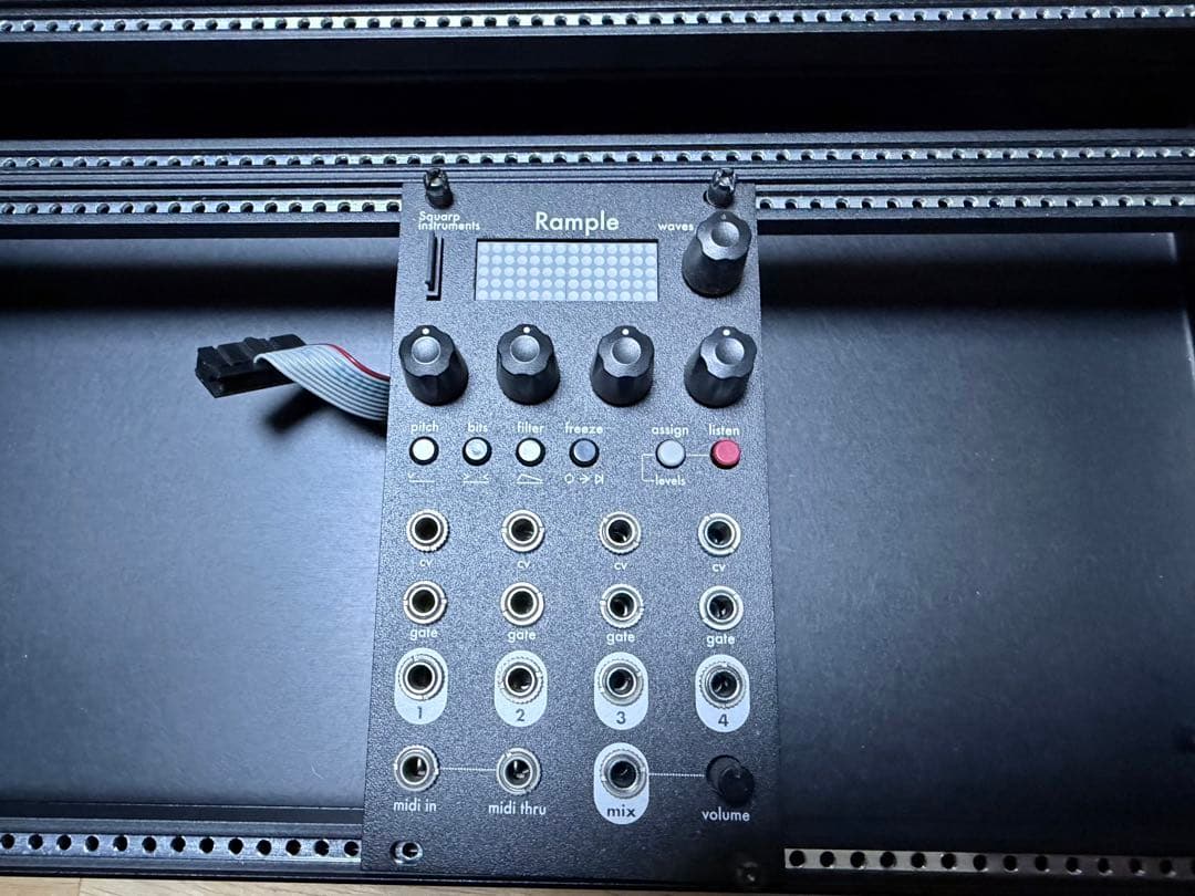 Squarp Instruments Rample モジュラーシンセ　サンプラー