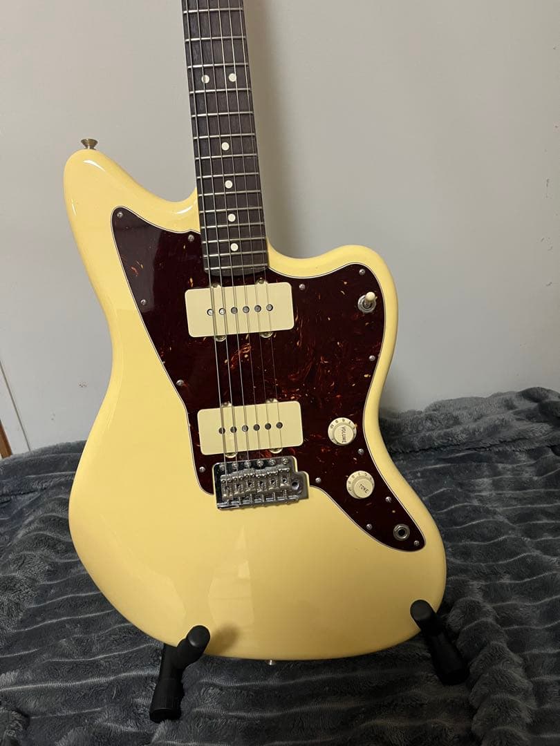 フェンダー　アメリカンパフォマー　ジャズマスター　ヴィンテージホワイト