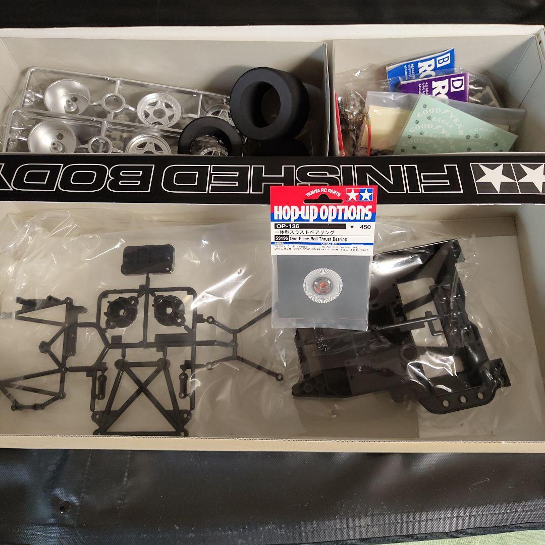 Tamiya Ferrari F40 ラジコンカー 1/10スケール