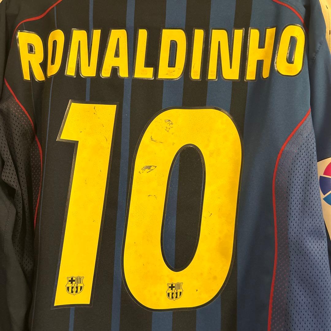 バルセロナ　ロナウジーニョ選手支給用ユニフォーム　ナイキ　サイズＬ　正規品