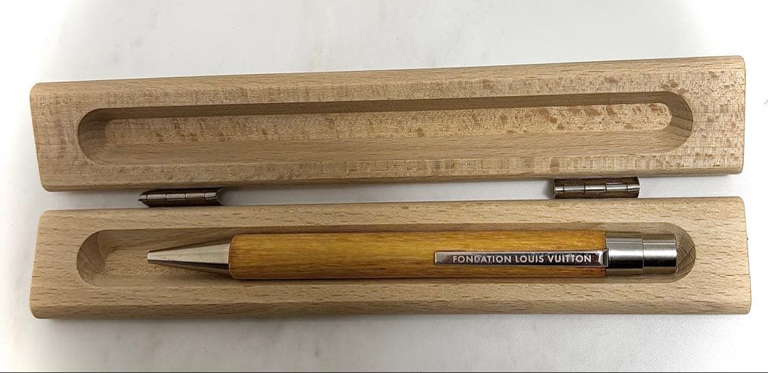 【美品】Louis Vuitton 木製ボールペン ケース付き