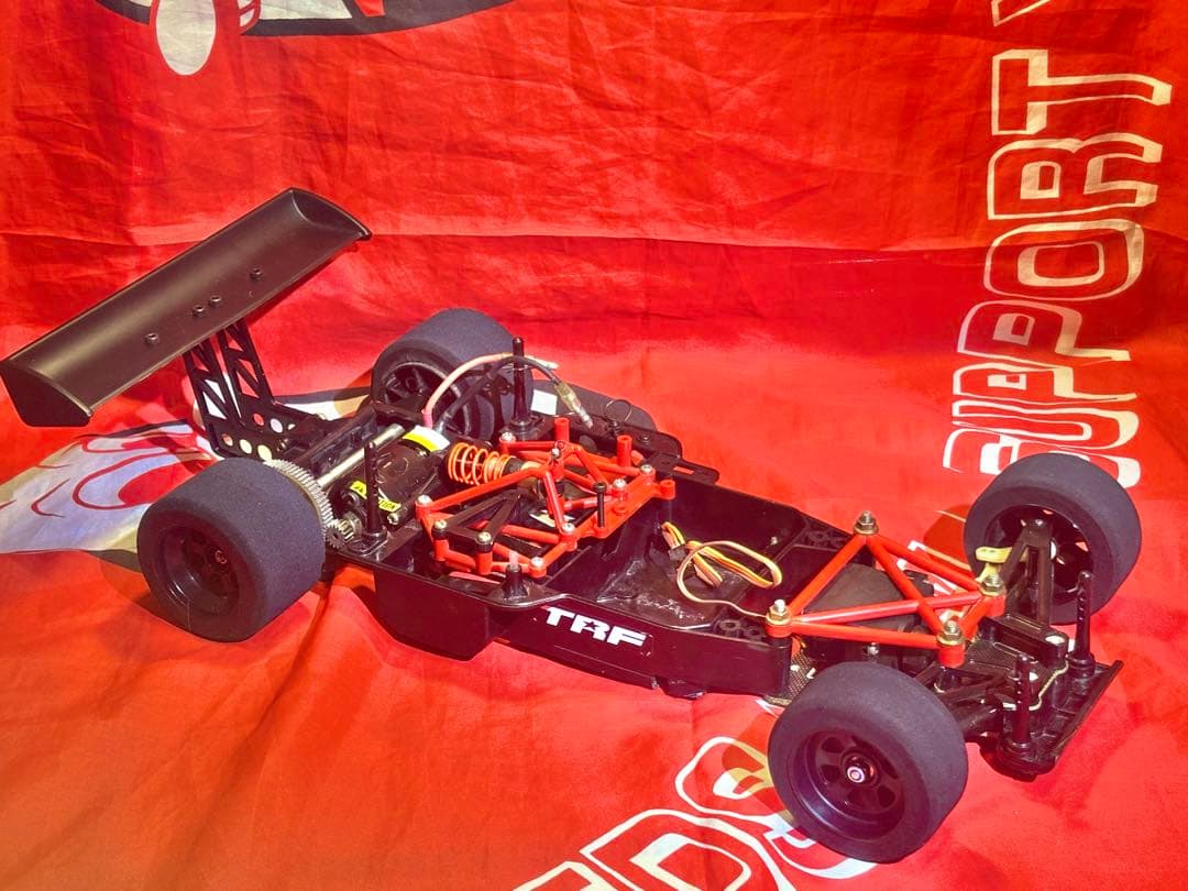 タミヤ Cカーシャーシとモーターとサーボ