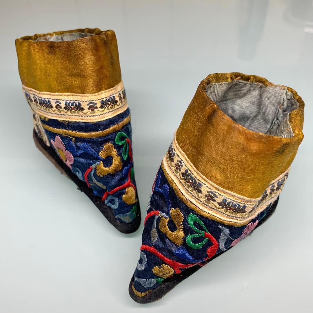 旧家蔵出　時代物　中国清代のアンティーク　貴族家三寸金蓮 女性の靴　飾り極上レア