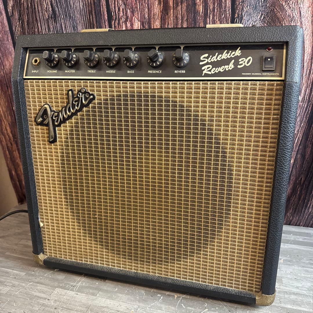 ベースアンプ Fender Japan SIDEKICK BASS30