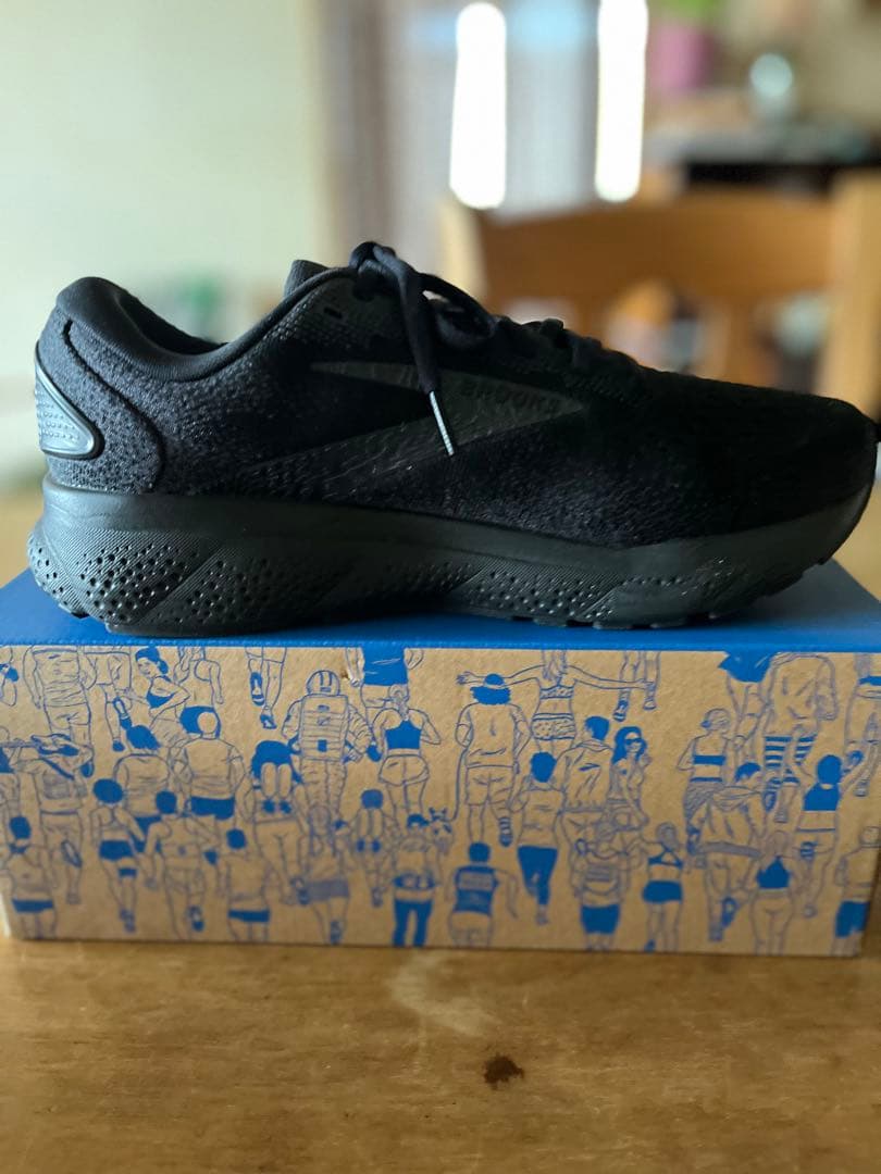 再お値下げ‼️BROOKSブルックス　ゴースト　ワイドサイズ　２５.５センチ