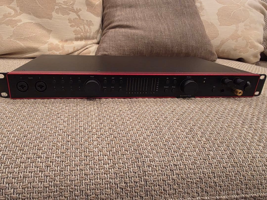 Focusrite Scarlett 18i20 Gen4 インターフェース