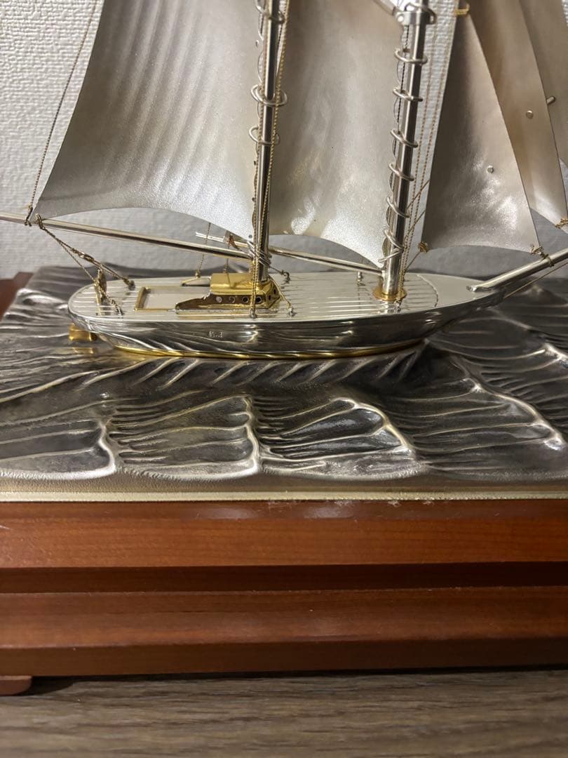 花*月様 純銀刻印　帆船置物　船長さ21cm 大きめ　ガラスケース付き　レトロ