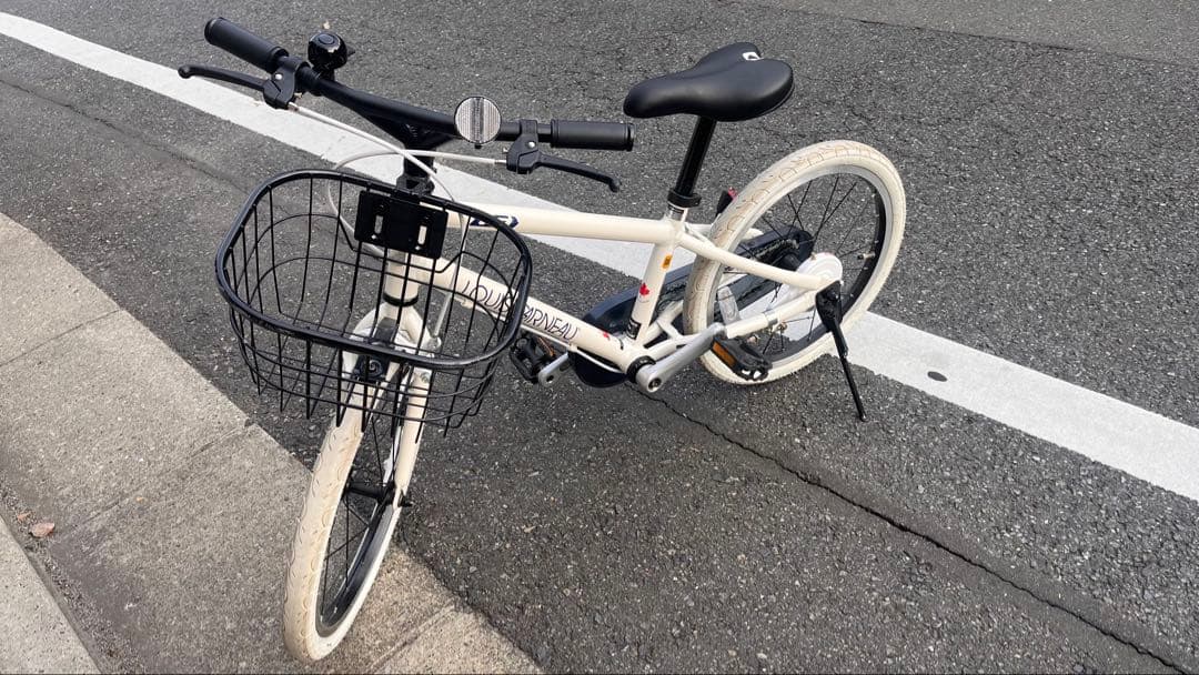 美品 LOUIS GARNEAU 子供用自転車 ホワイト