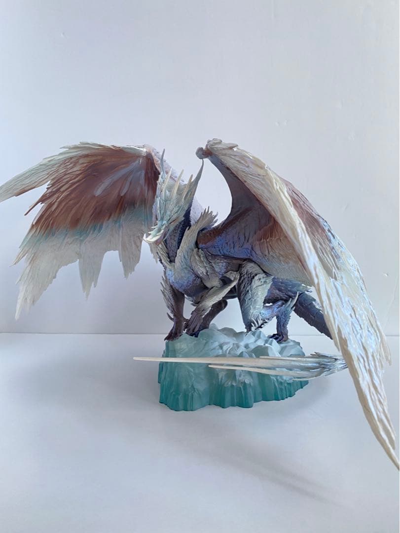 イヴェルカーナ 一番くじ ラストワン賞 モンスターハンター 【美品・訳あり】