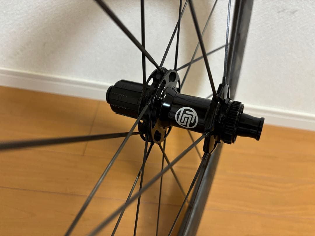 Lun HYPER カーボンホイール D45 11/3まで値下げ