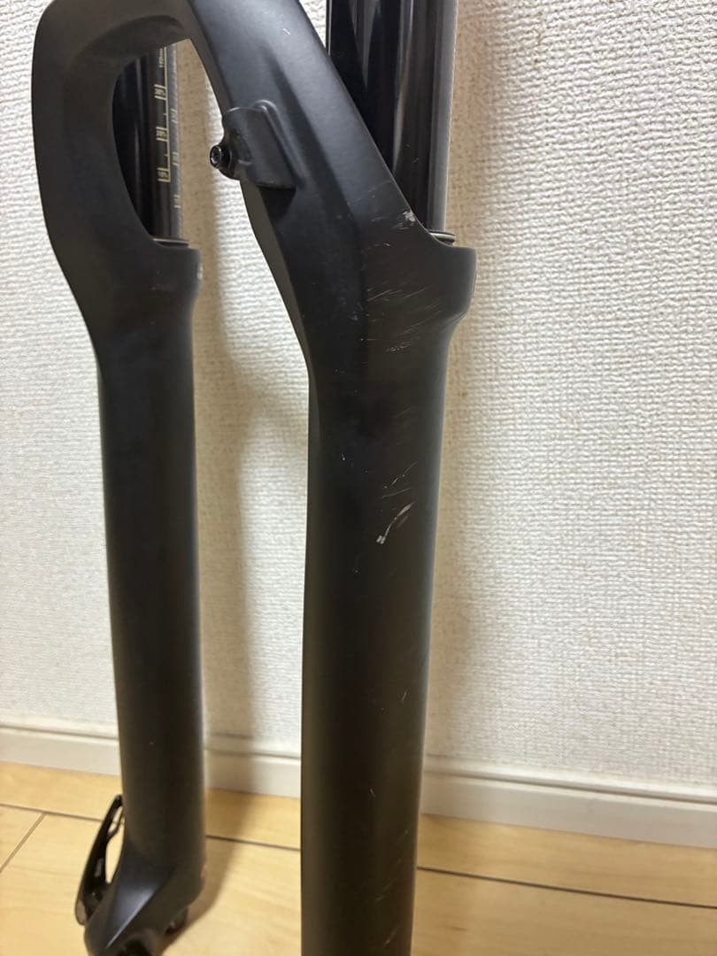 ROCKSHOX Lyrik 160mm 29インチ　ブースト規格