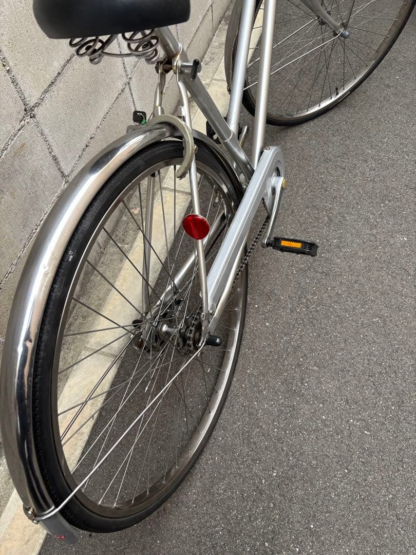 ブリヂストン　シルバー