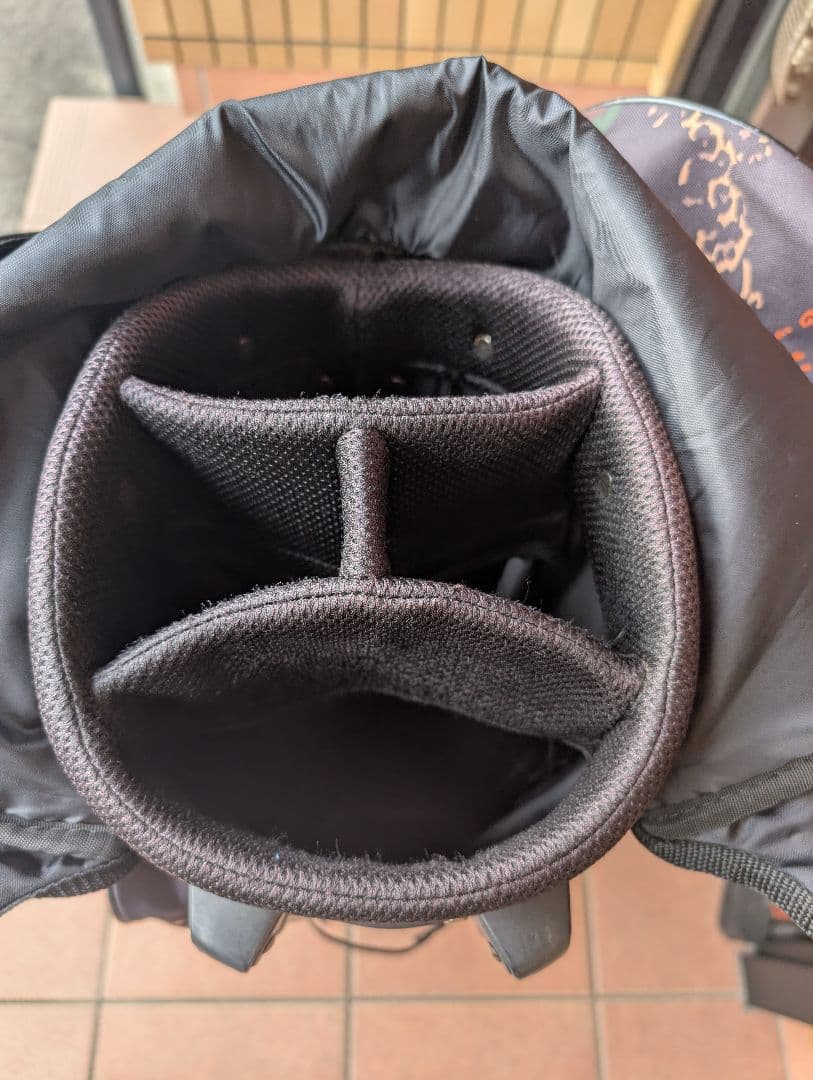 ダンスウィスドラゴン　 スタンド型ゴルフ　キャディバッグ