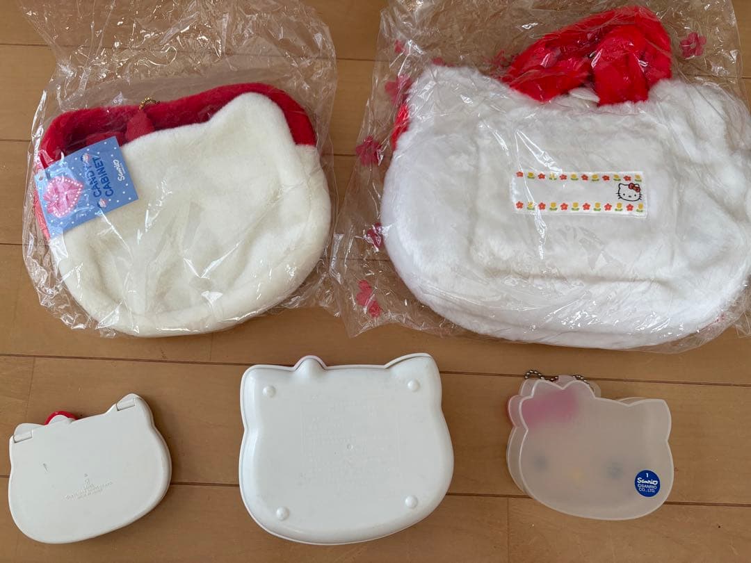 平成レトロ ハローキティ ふわふわポーチ フェイス型 まとめ売り当時物 レア