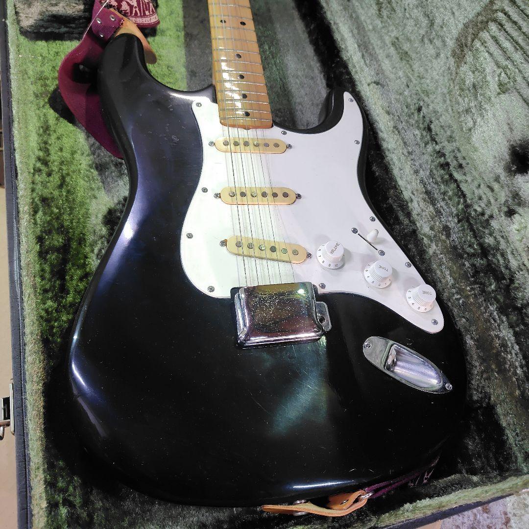 H*H様 エレキギター ブラック アルダー製　古い物ですタイムセール中