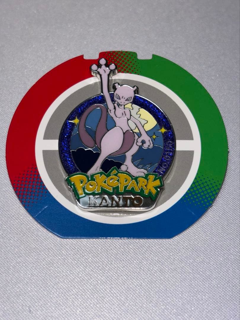 ポケパークカントー　ピンズ　ミュウツー