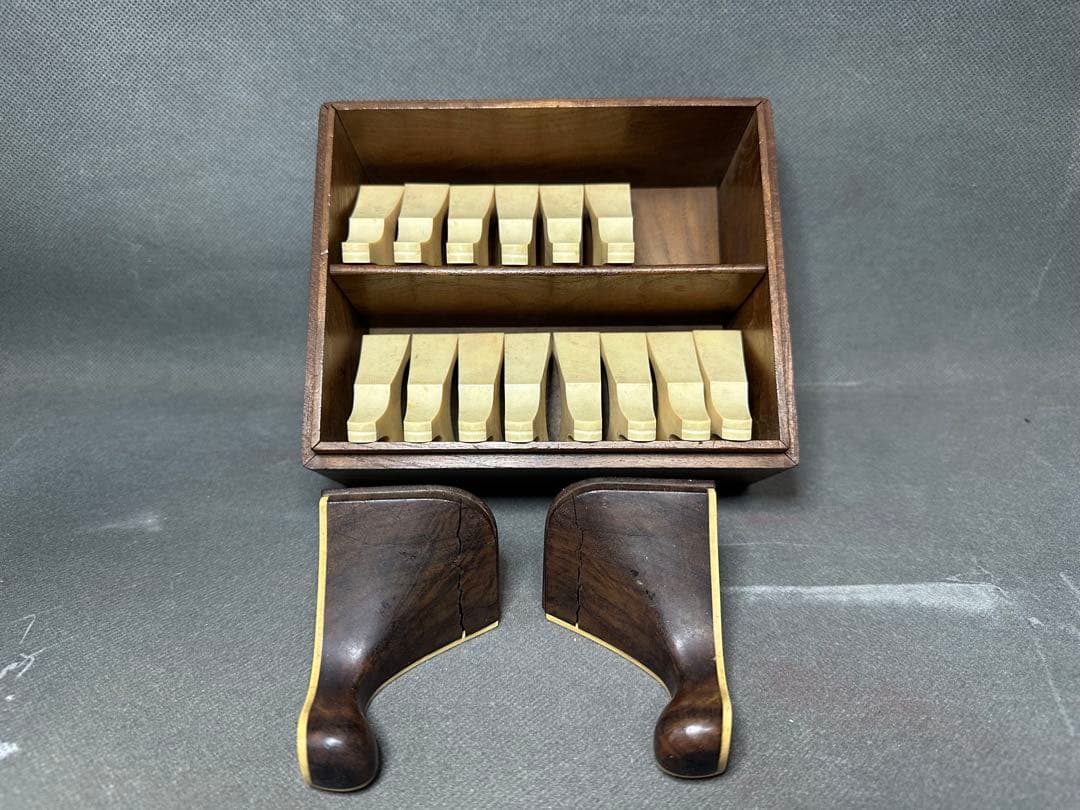 三線　琴柱 筝柱　14個セット 和楽器　御琴　箱付 和琴 御箏琴柱 琴用