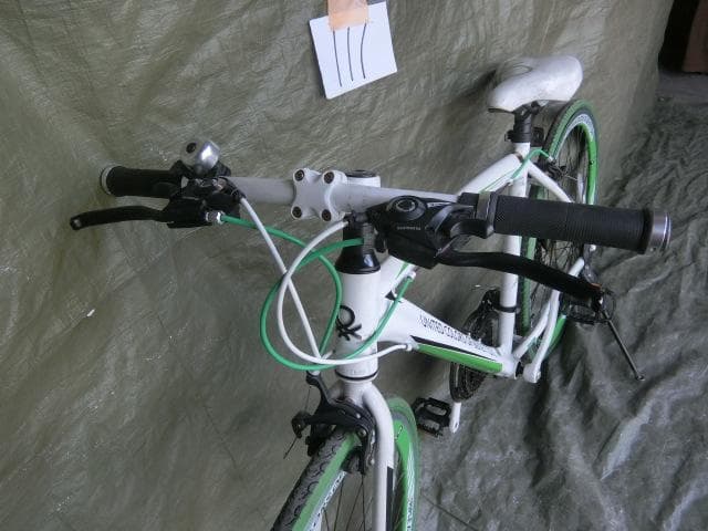 111：ユナイテッドカラーズオブベネトン　ジャンク　引取限定：埼玉県所沢市