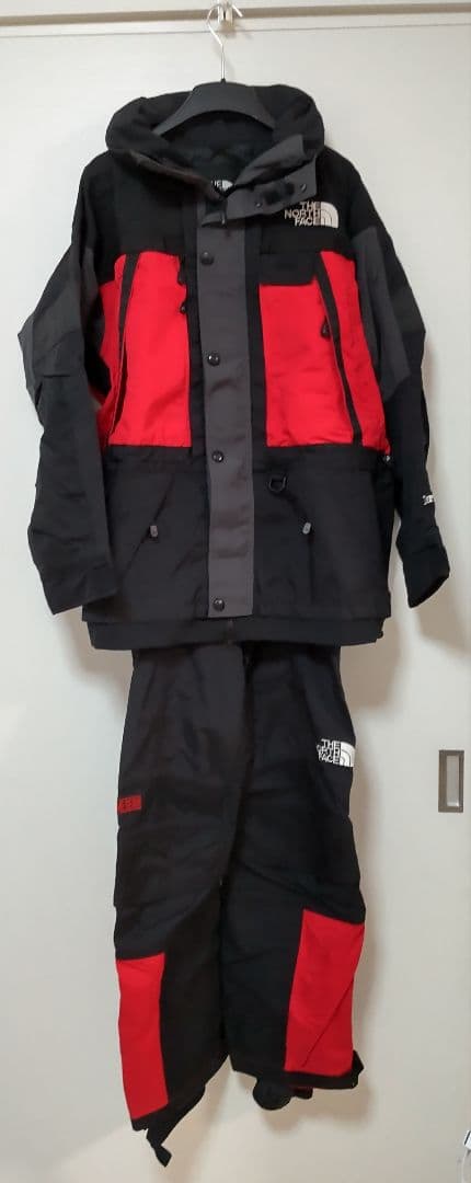 THE NORTH FACE スキーウェア 上M/下L 黒/赤