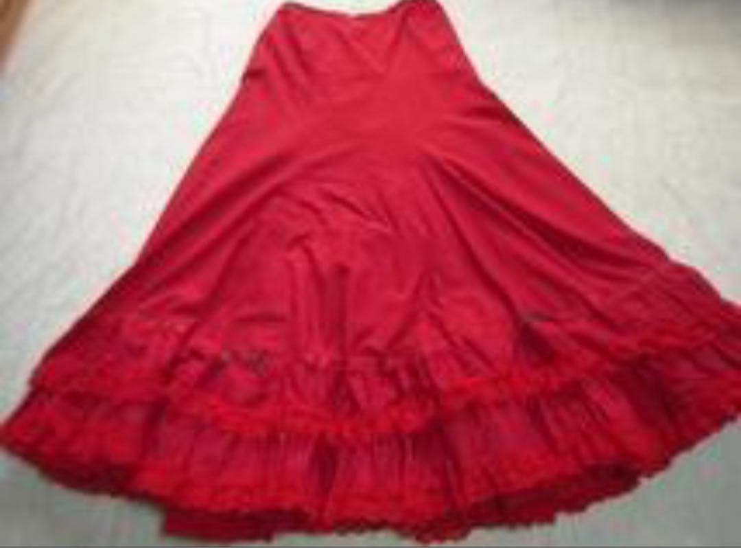 フラメンコ　社交ダンス　ペチコート　赤