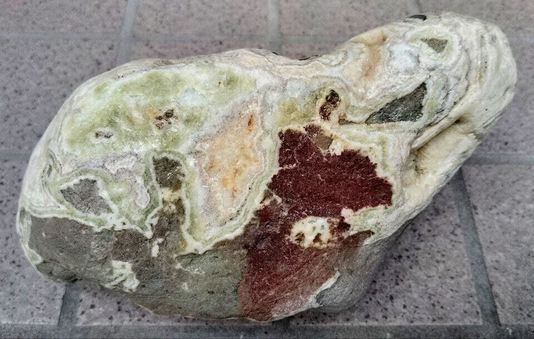 ★アゲート原石★糸魚川瑪瑙【横川・転石・川ズレ・ウブ3.3kg】