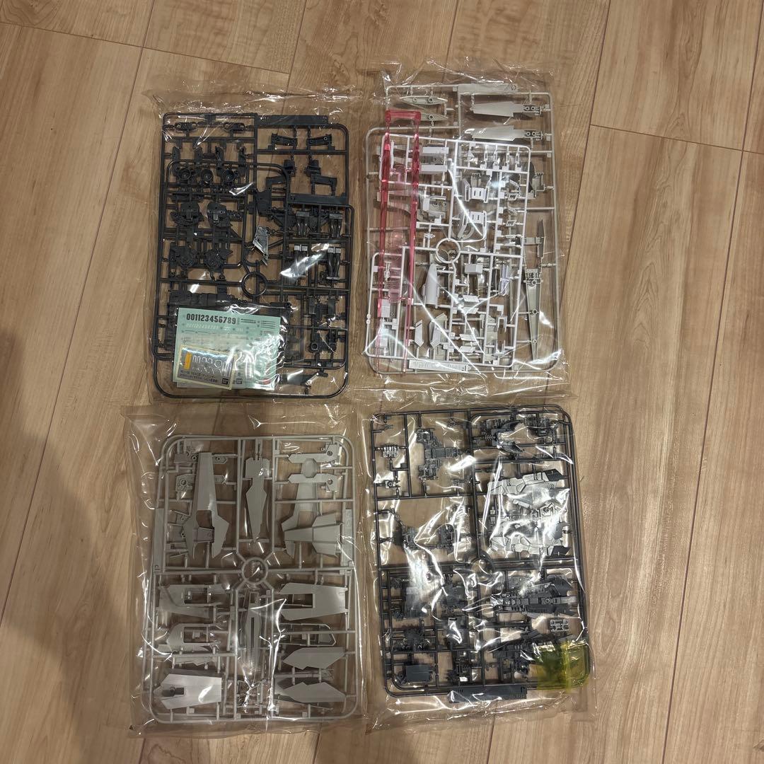 MG 1/100 リゼルC型（ディフェンサーa+bゼネラルレビル配備機）未組立