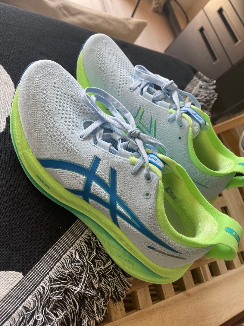 アシックス　ランニングシューズ　GEL-NIMBUS(ゲルニンバス) 25.5