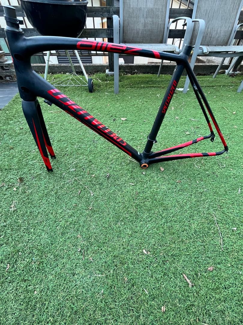 【超破格！】SPECIALIZED allez 高炭素アルミフレーム！