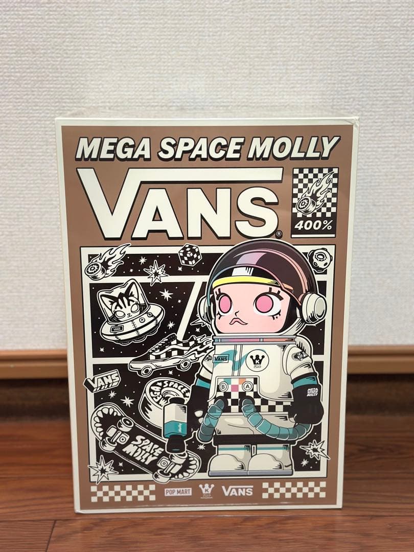 ポップマートMEGA SPACE MOLLY 400% VANS