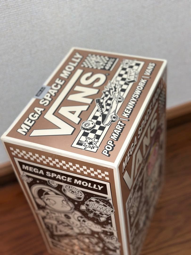 ポップマートMEGA SPACE MOLLY 400% VANS
