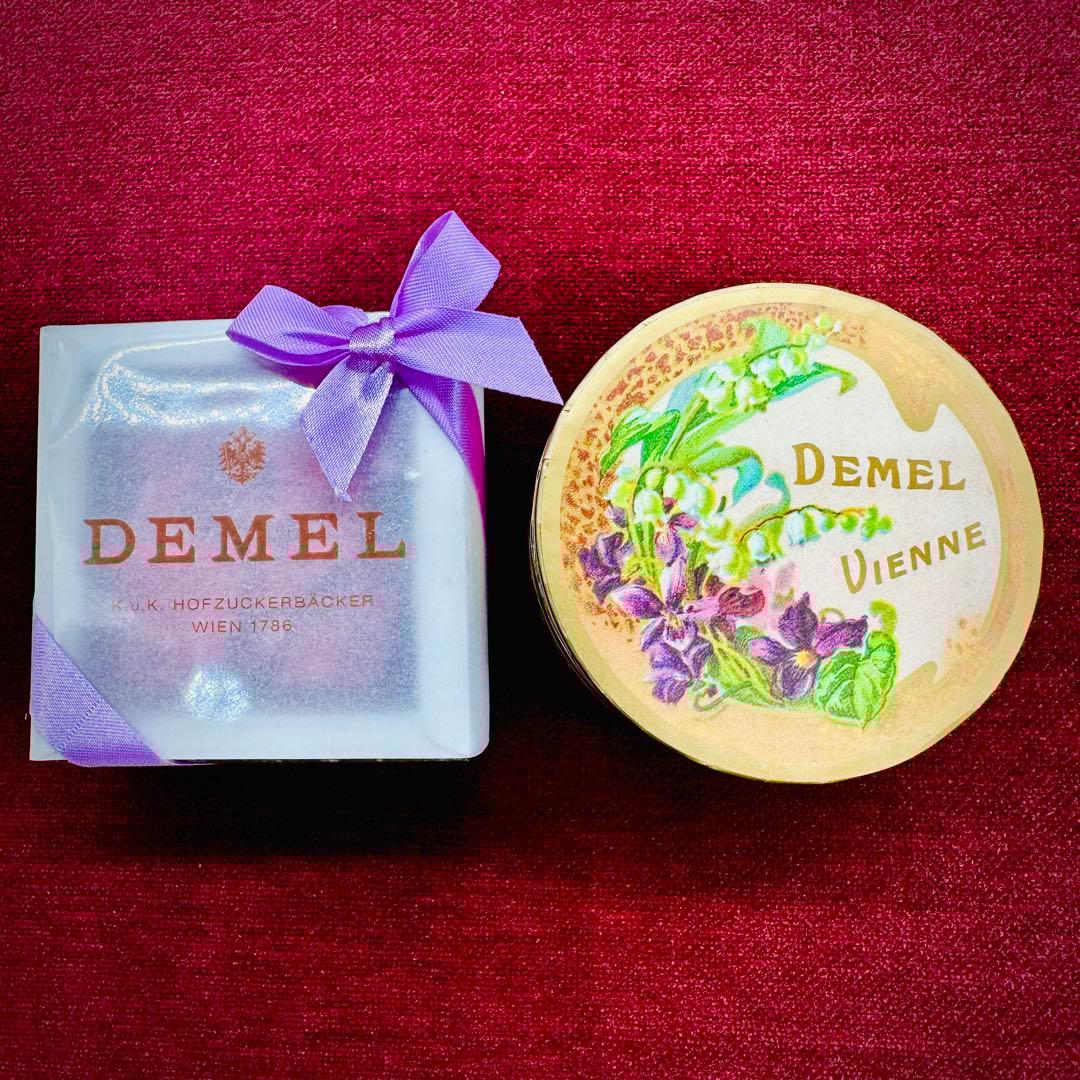 【Demel 正規品】スミレの砂糖漬け45g ＋ローズの砂糖漬け38g セット