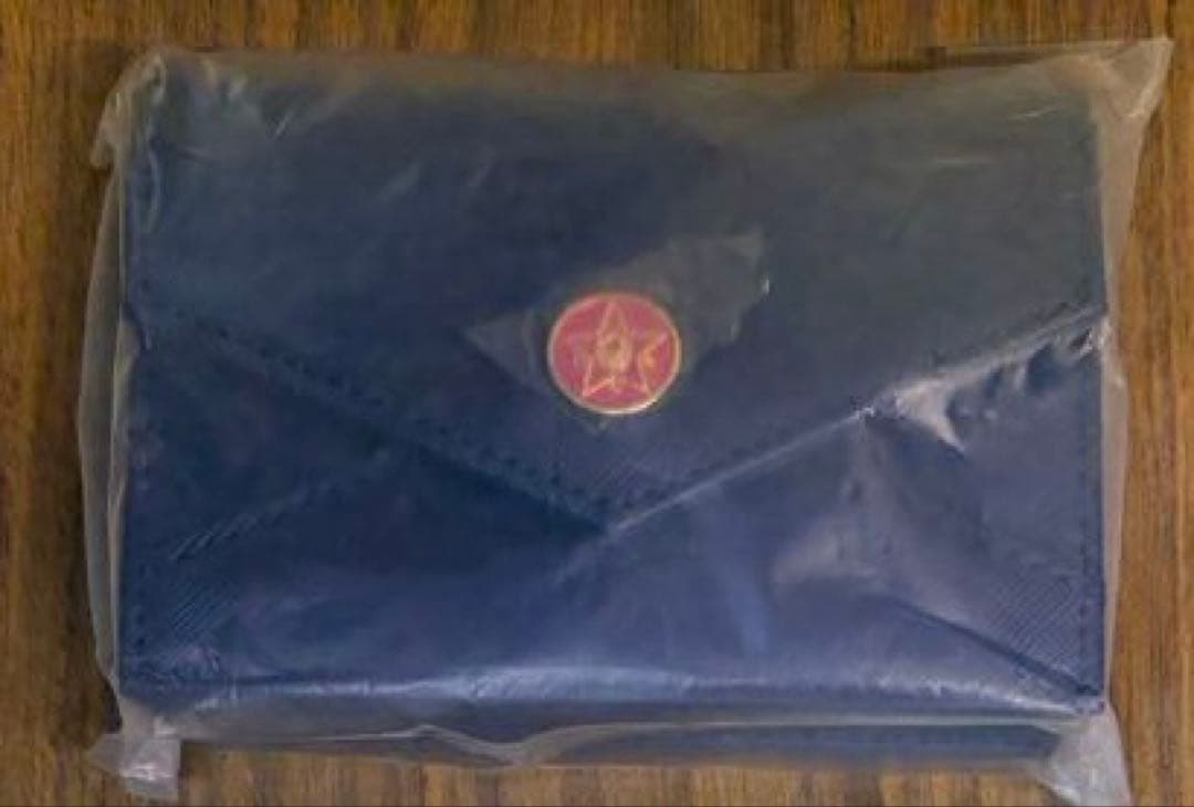 601し　セーラームーン　ストアオリジナル　レターフォーム　カードケース