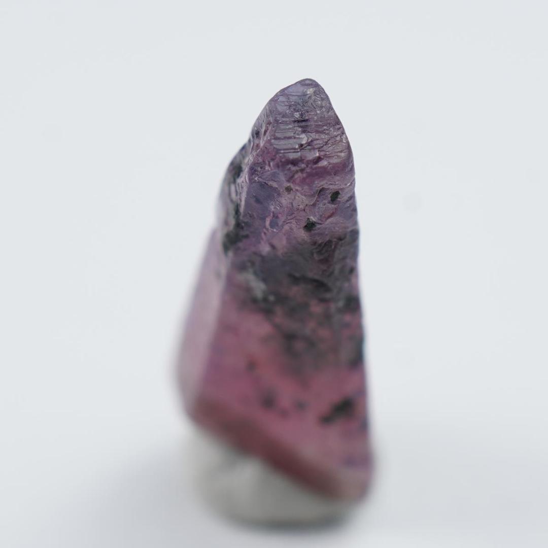 ウインザサファイア結晶　鉱物標本　原石　タンザニア産