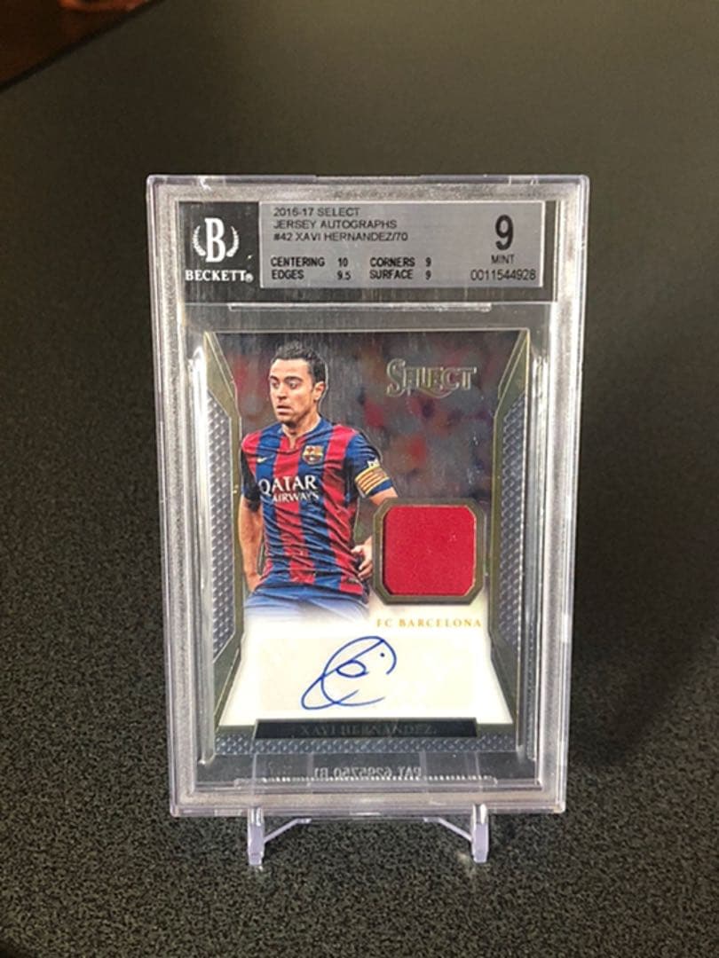 16-17 PANINI SELECT シャビ直筆サインジャージーカード