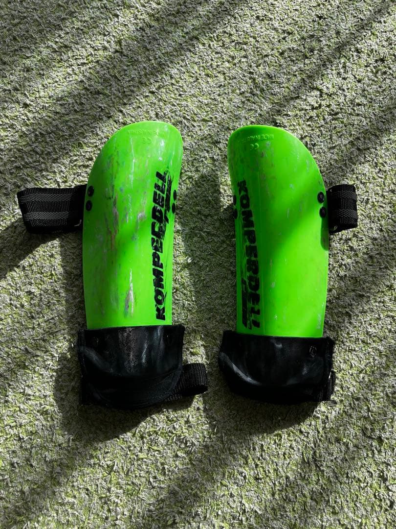 コンパーデル　KOMPERDELL エルボープロテクション　大人用