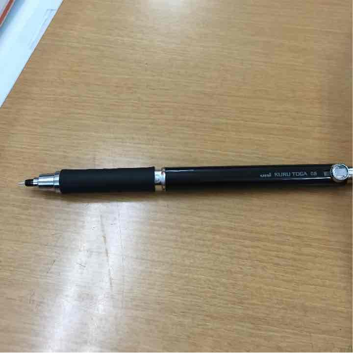 クルトガ シャーペン