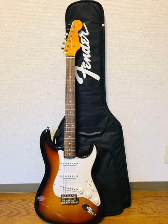 ギター Fender Japan ST62 3TS T061555