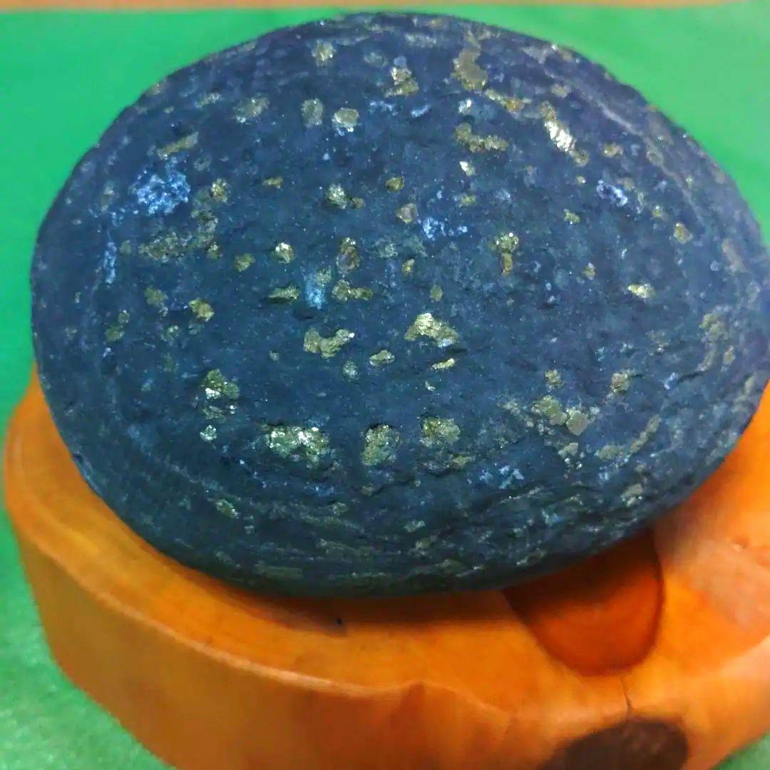 パイライト　卵形　鉱物　原石