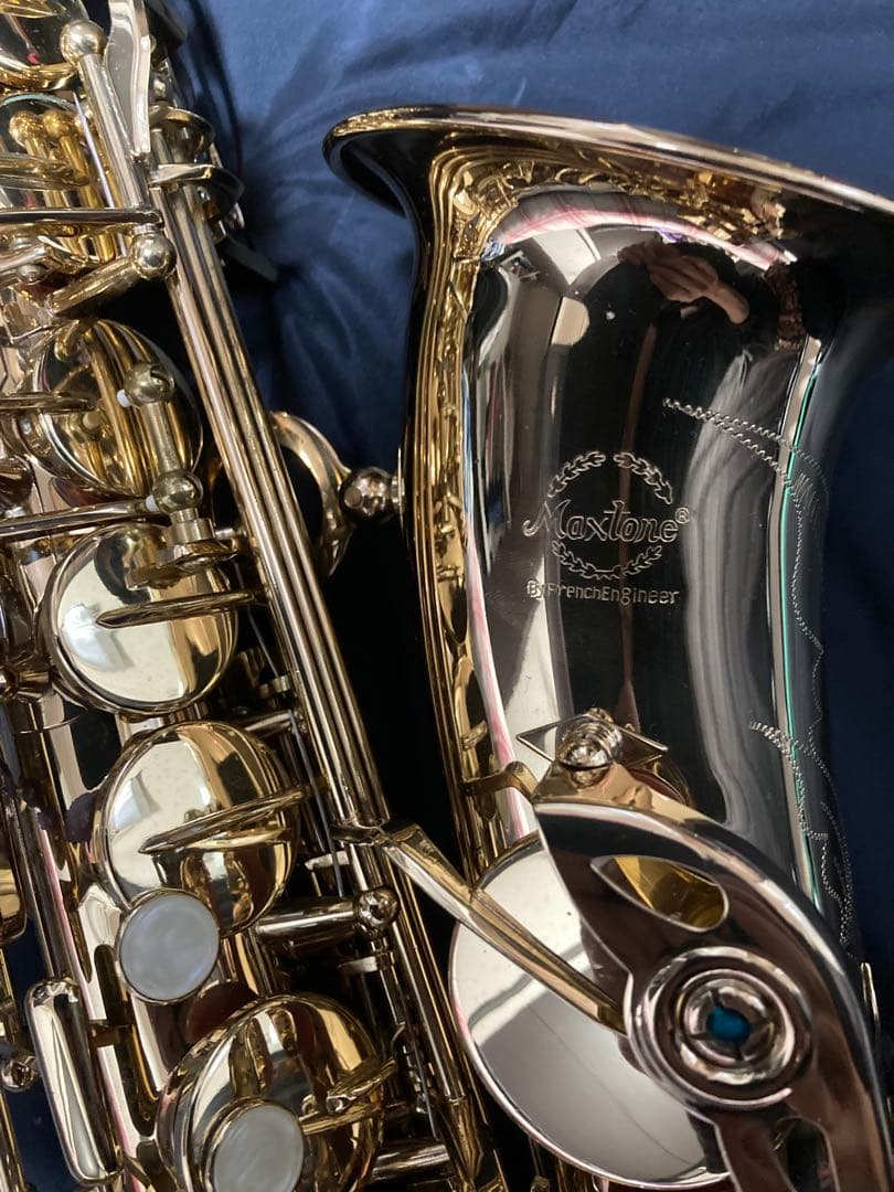 アルトサックス　ケース付