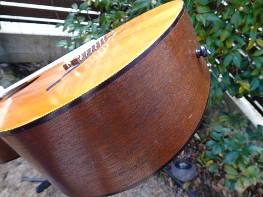 スピッツ「ハチミツ」ジャケットのギター 超レア！