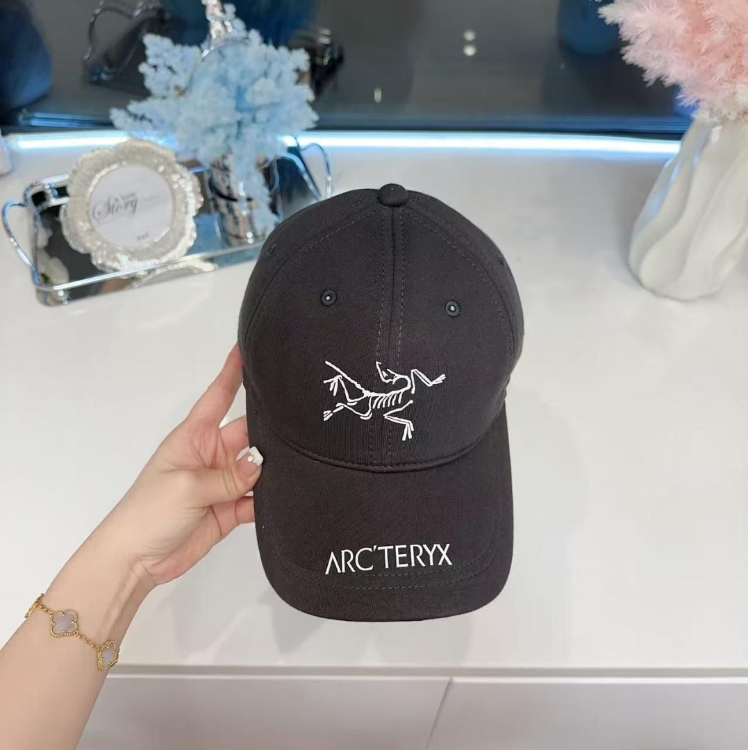 ARC'TERYX アークテリクス ロゴ刺繍 キャップ ブラック