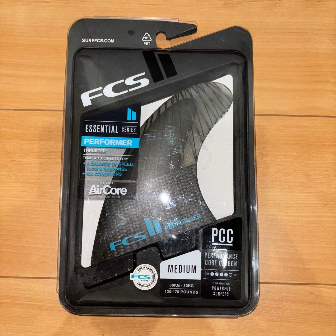 FCS II フィン Ｍサイズ　パフォーマー　パフォーマンスコアカーボンPCC