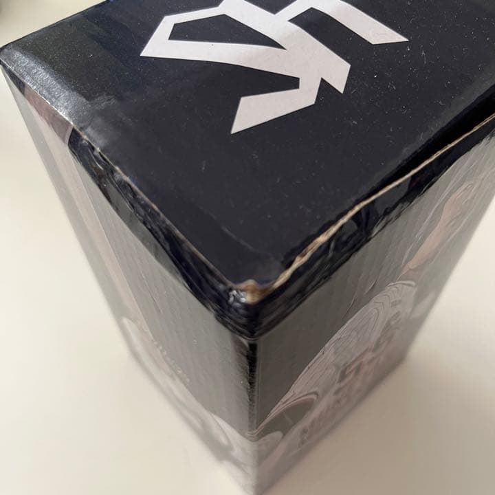 【未使用品】ヤクルトスワローズ村上宗隆限定フィギュア